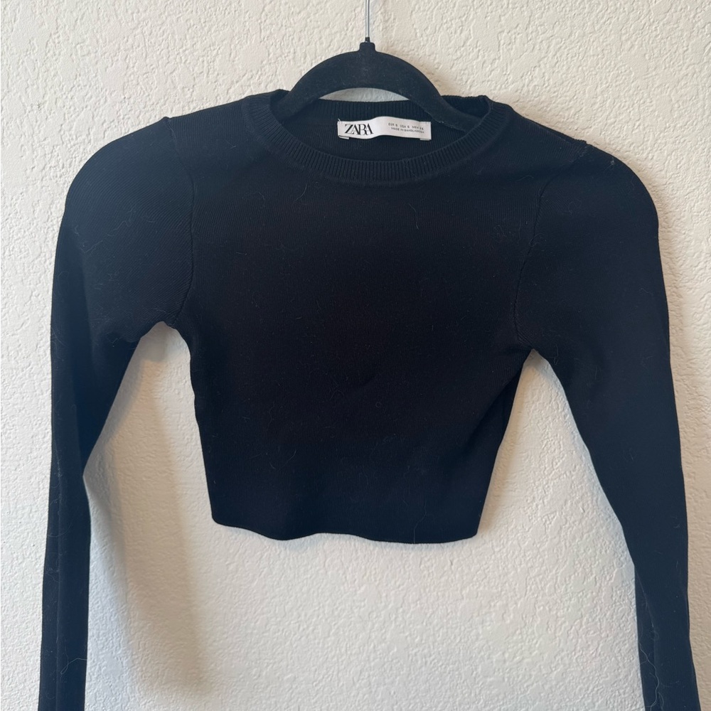 Zara Women's Black Cropped Long Sleeve Top
